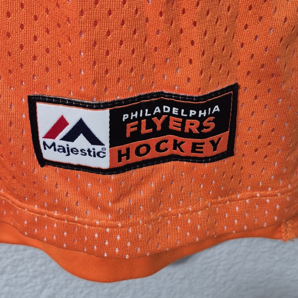 Womans Philadelphia Flyers Hockey Jersey - Picture 4 of 5